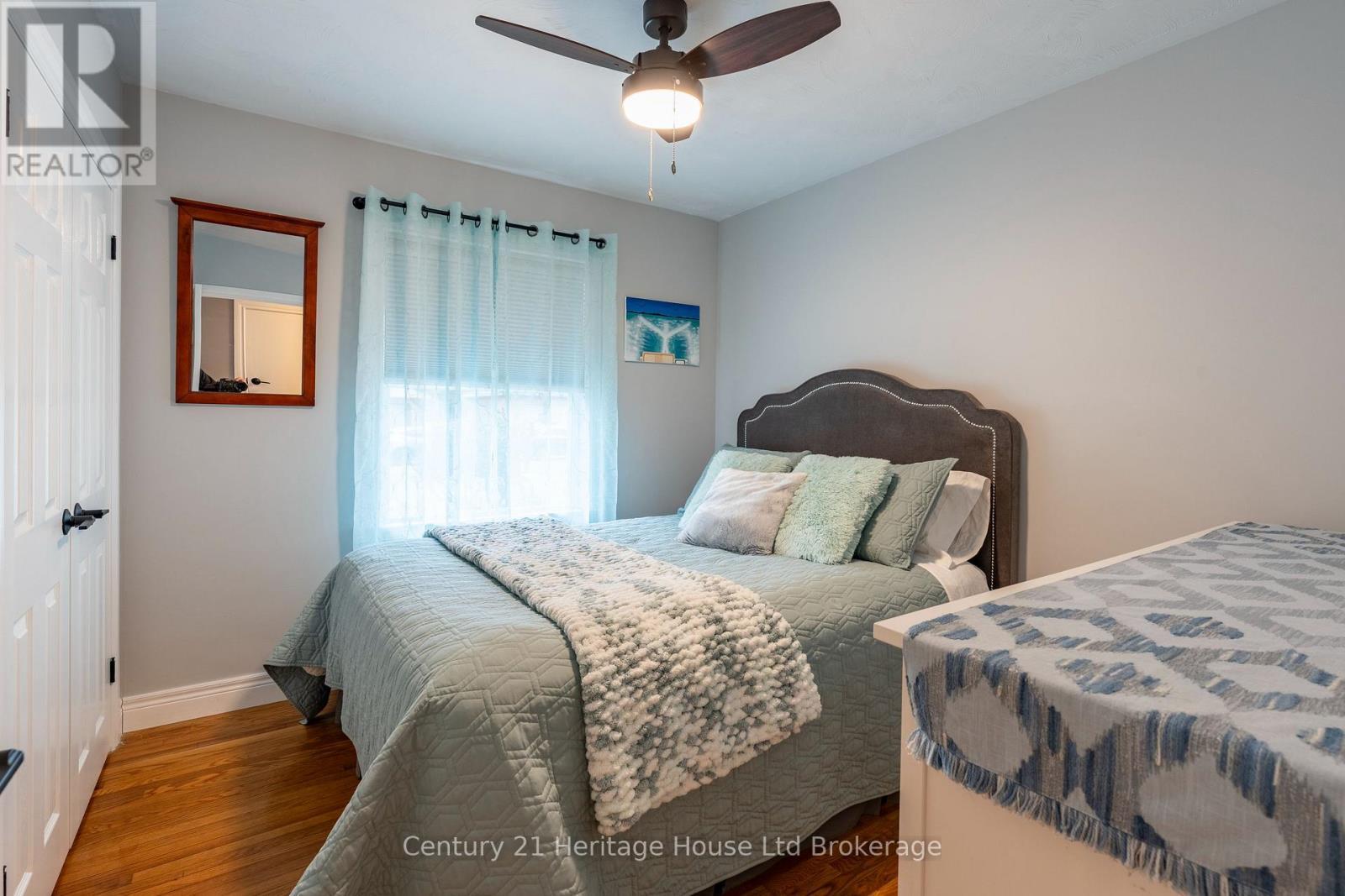 93 James Avenue, Tillsonburg, ON - Indoor Photo Showing Bedroom