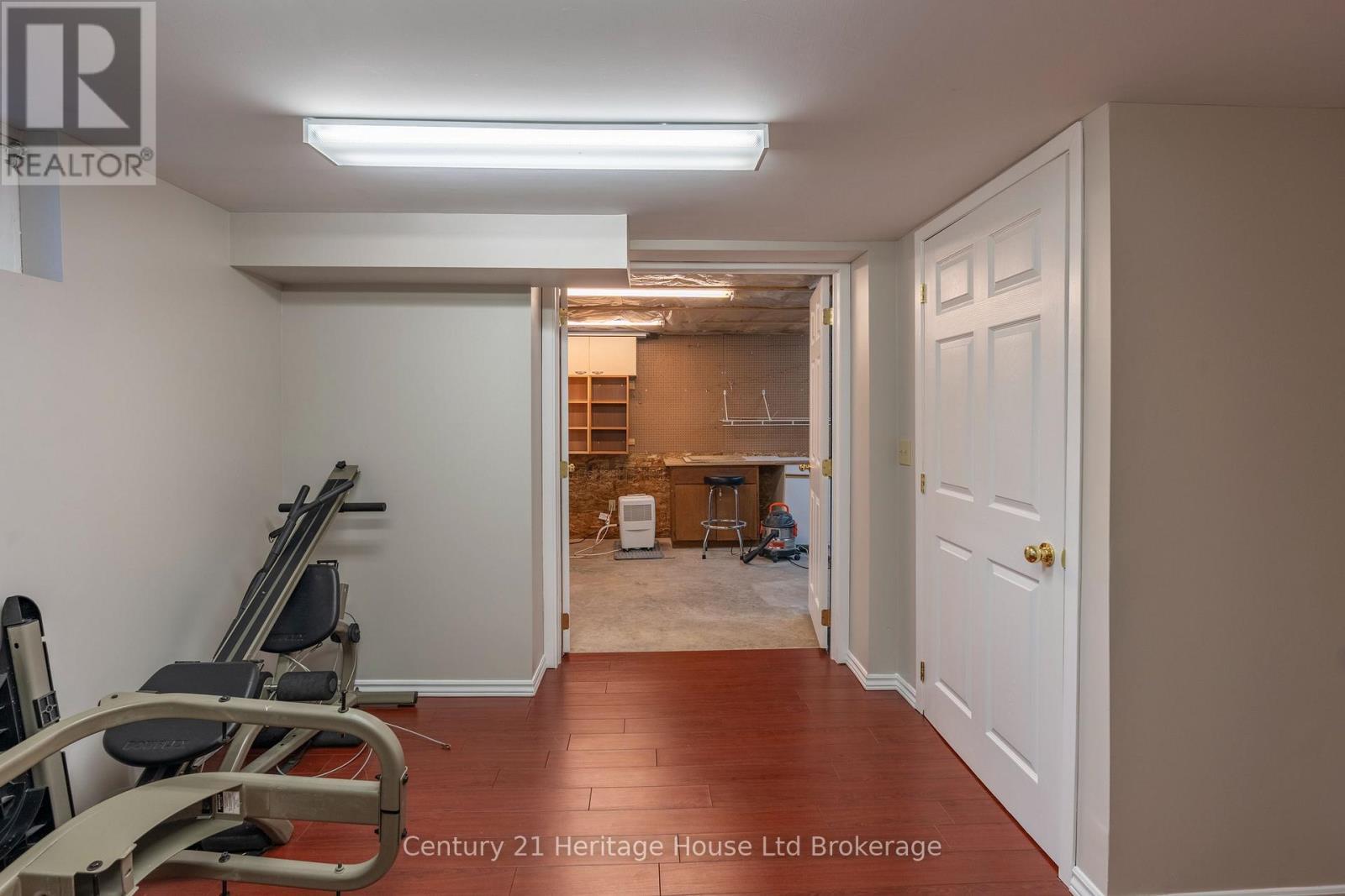 93 James Avenue, Tillsonburg, ON - Indoor Photo Showing Gym Room