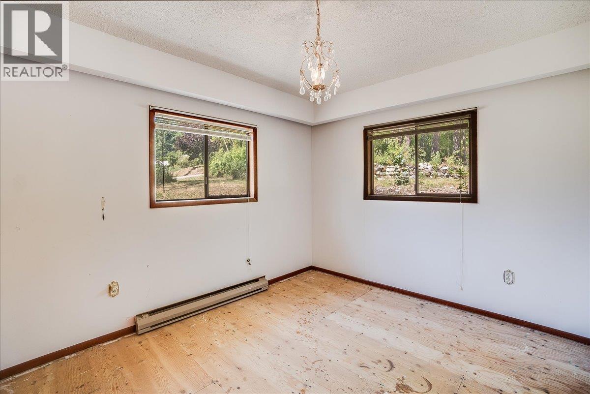 7691 Balfour Wharf Road, Balfour, BC - Indoor Photo Showing Other Room