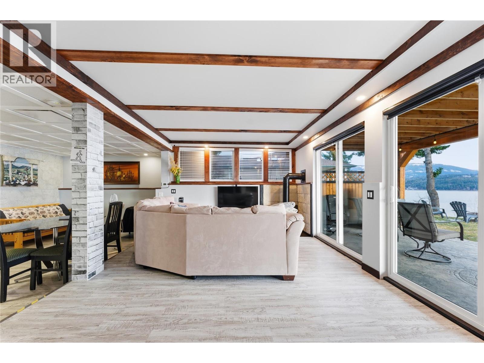 Suite - 3690 Southview Road, Tappen, BC -