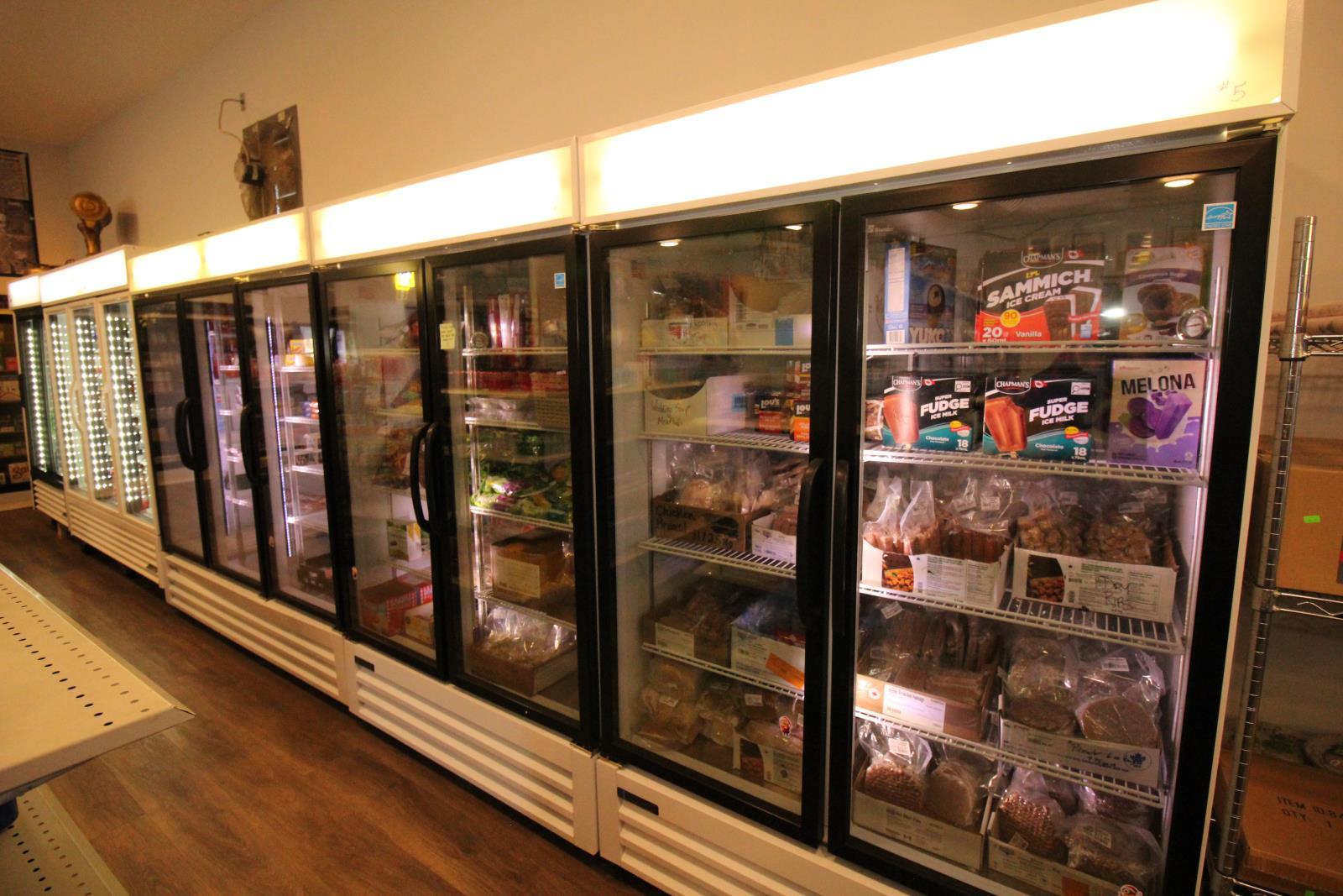 30 Centre Ave, Flatbush, AB