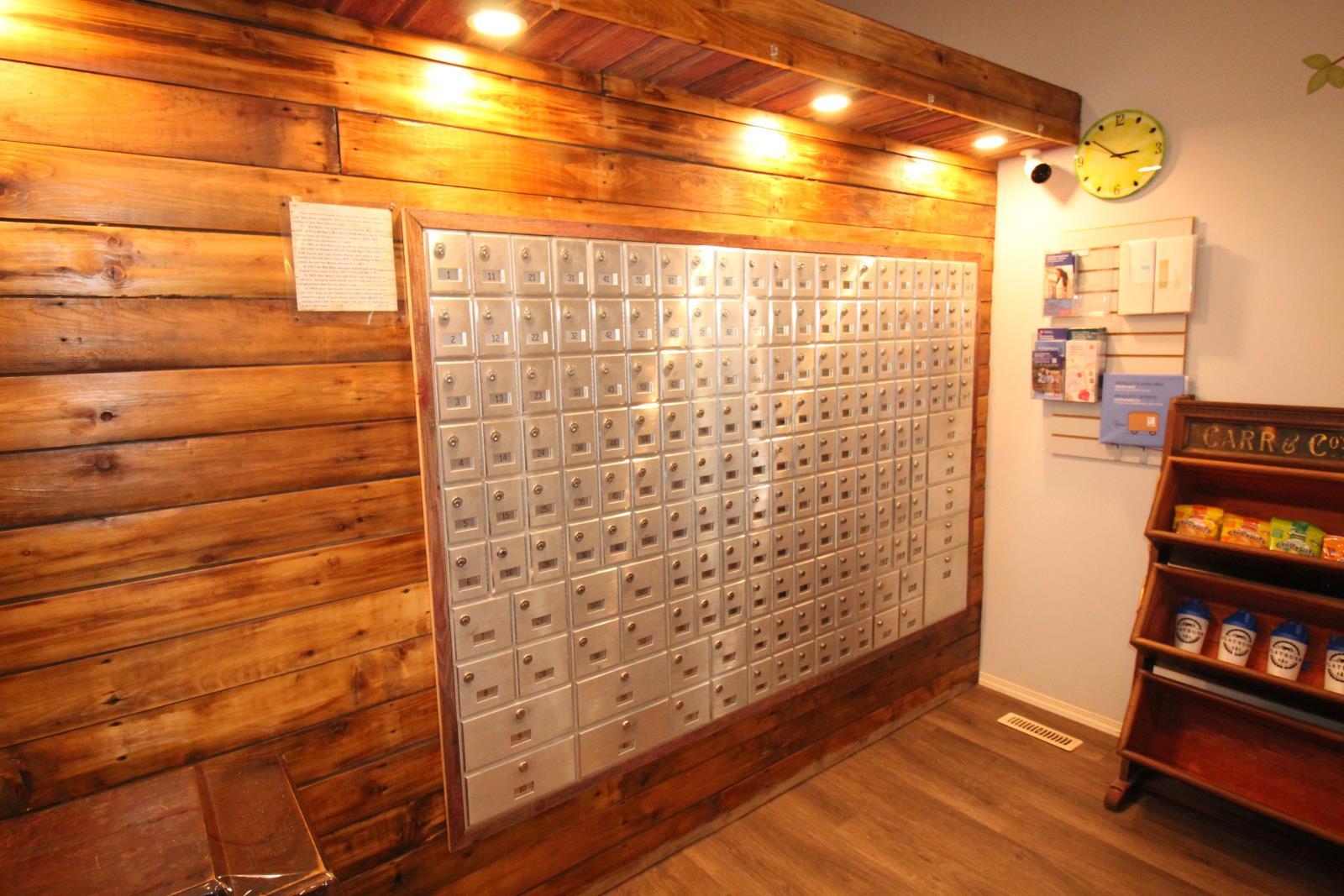 30 Centre Ave, Flatbush, AB