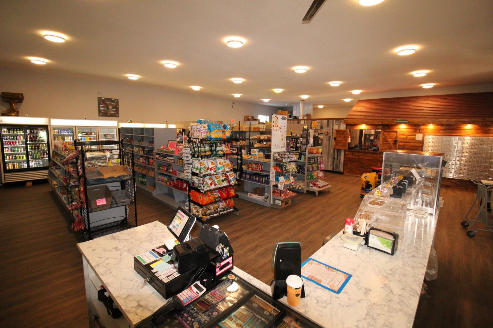 30 Center Ave, Flatbush, AB