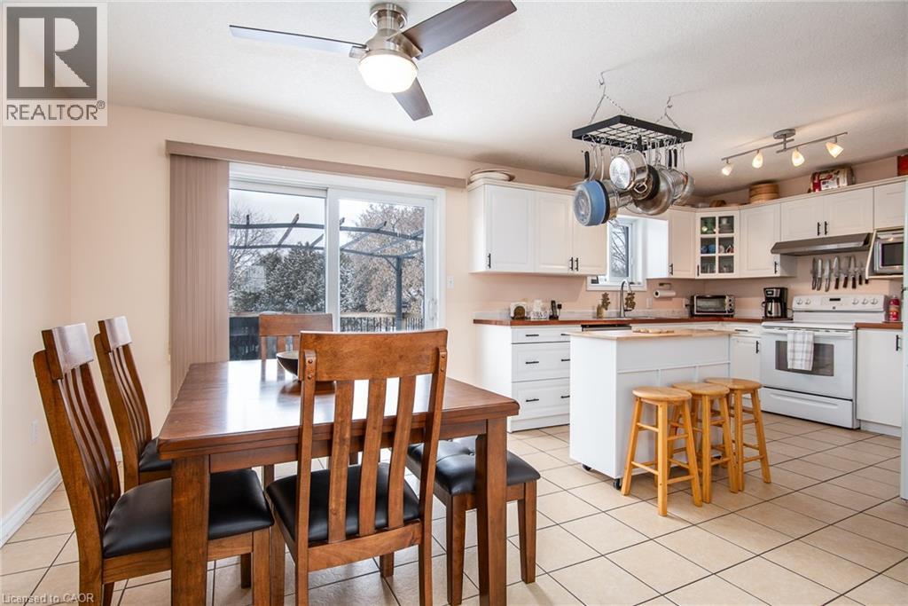 8 Berdux Place, Wellesley, ON - Indoor Photo Showing Other Room