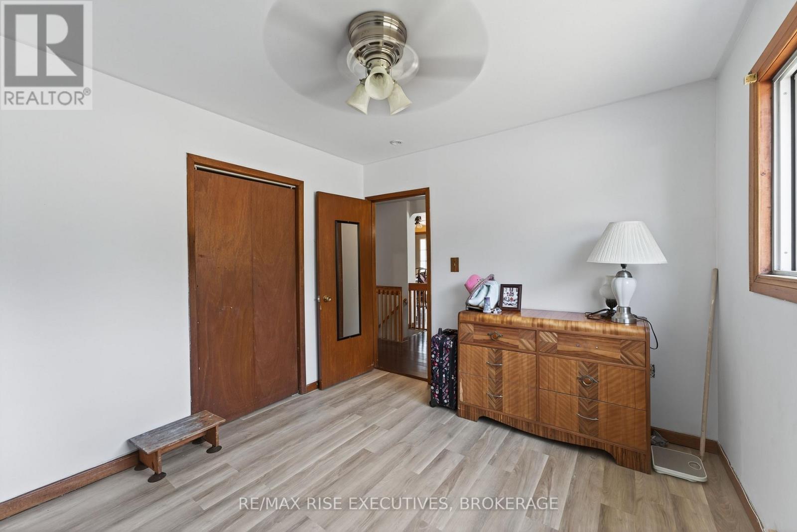 14 Highway 95, Frontenac Islands (The Islands), ON - Indoor Photo Showing Bedroom