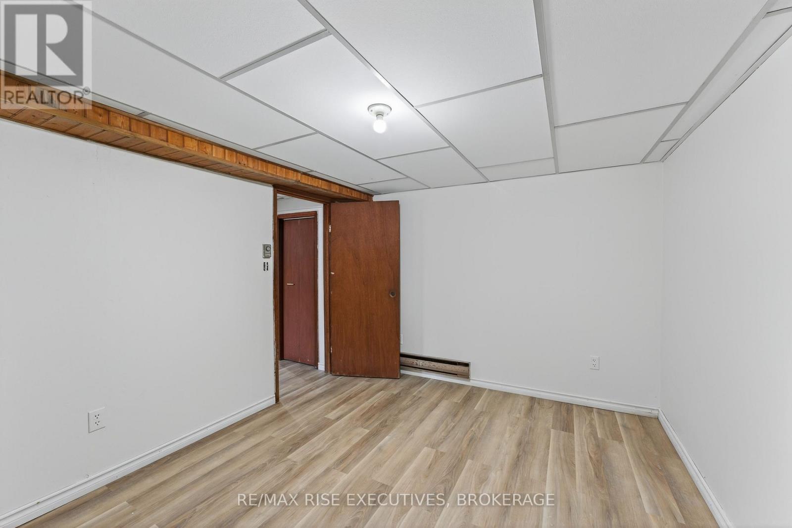 14 Highway 95, Frontenac Islands (The Islands), ON - Indoor Photo Showing Other Room