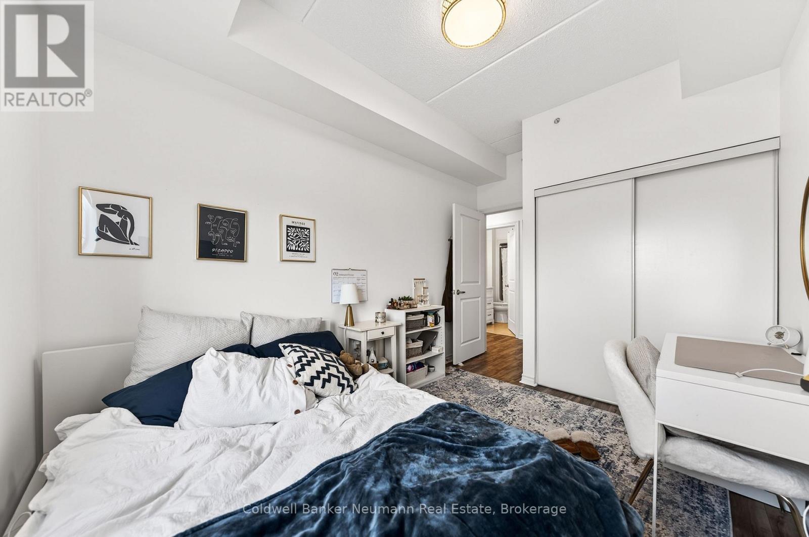 316 - 1077 Gordon Street, Guelph (Kortright West), ON - Indoor Photo Showing Bedroom