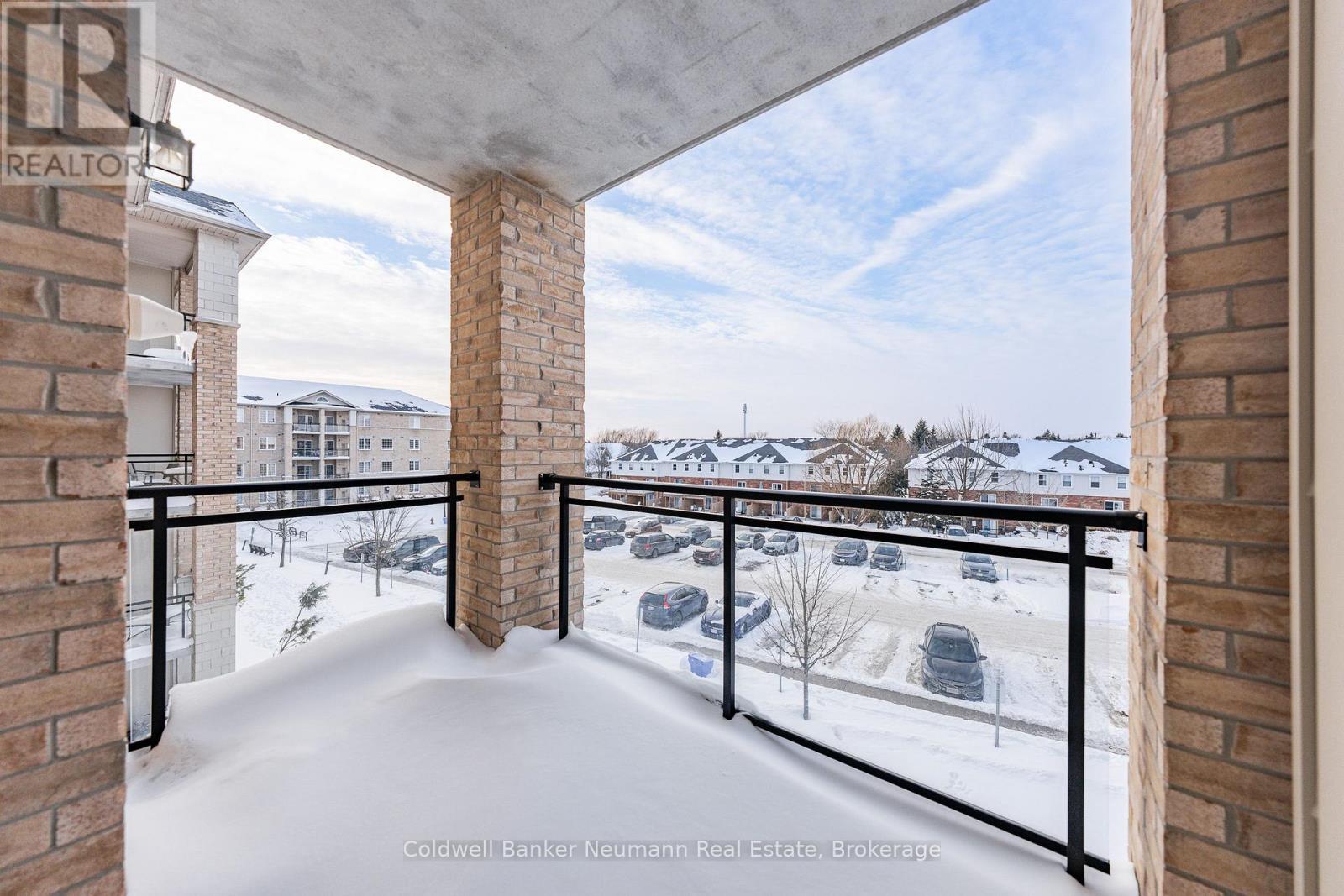 316 - 1077 Gordon Street, Guelph (Kortright West), ON - Outdoor