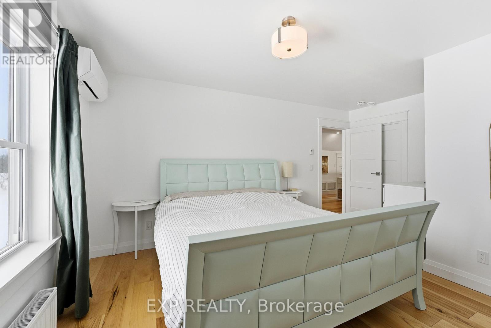 3289 Blessington Road, Tyendinaga (Tyendinaga Township), ON - Indoor Photo Showing Bedroom