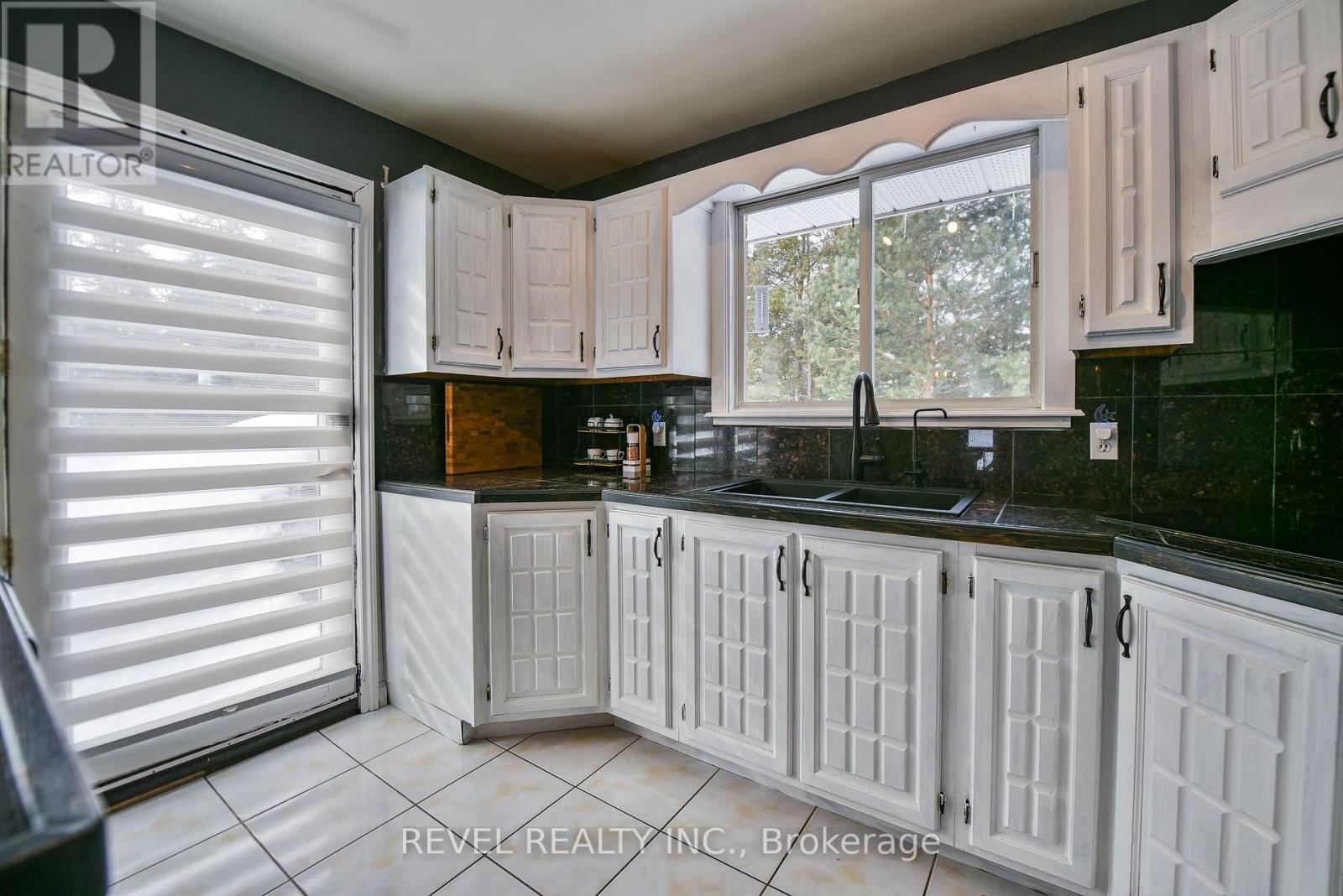 978 Municipal Road, Timmins (Tm - Outside East), ON - Indoor Photo Showing Kitchen