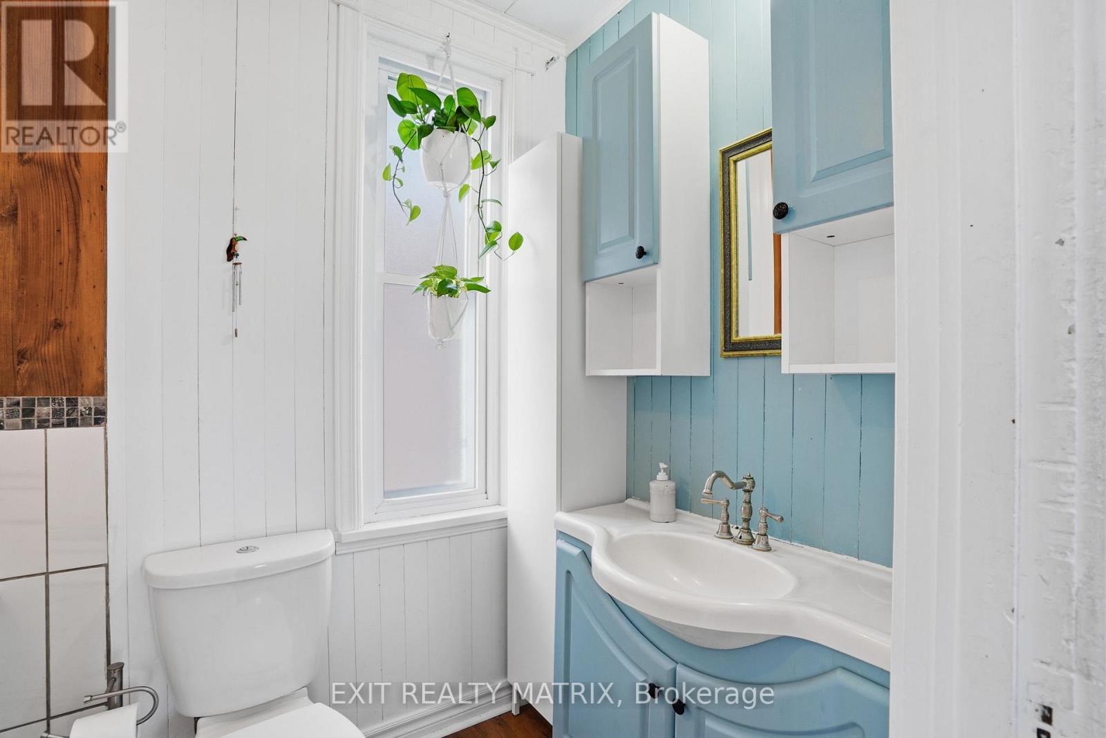 5505 Osgoode Main Street, Ottawa, ON - Indoor Photo Showing Bathroom