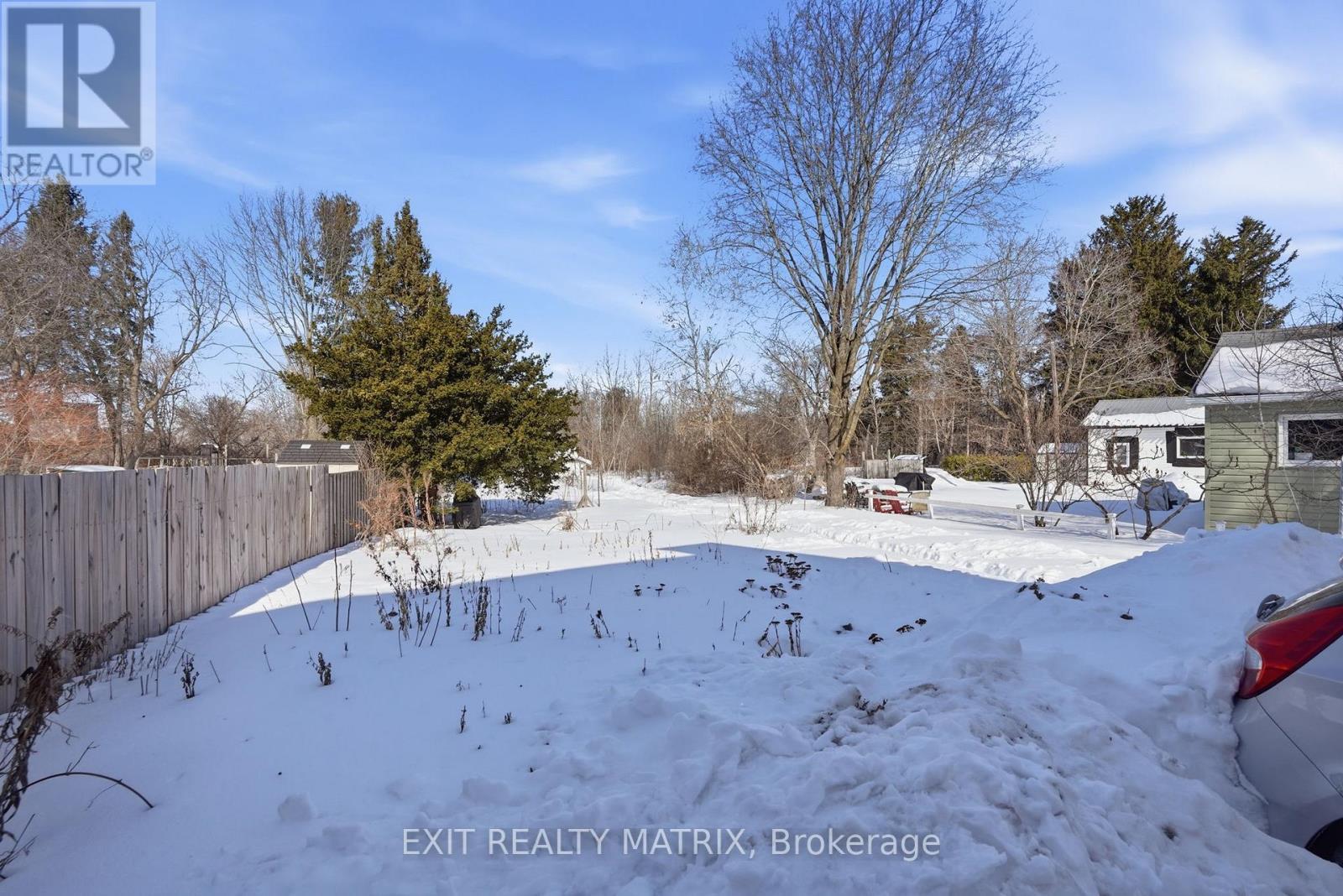 5505 Osgoode Main Street, Ottawa, ON - Outdoor