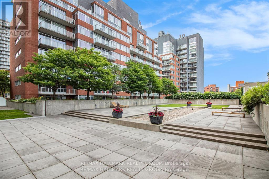 405 - 179 George Street, Ottawa, ON - Outdoor With Balcony
