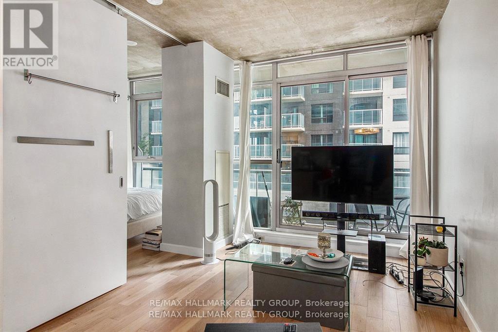 405 - 179 George Street, Ottawa, ON - Indoor