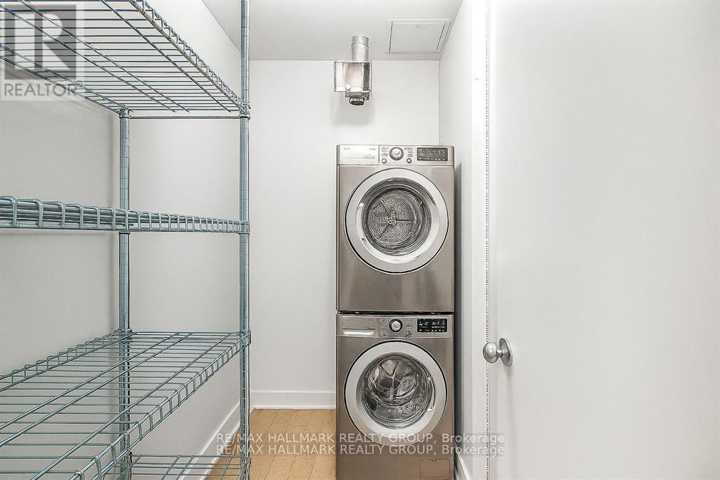 405 - 179 George Street, Ottawa, ON - Indoor Photo Showing Laundry Room