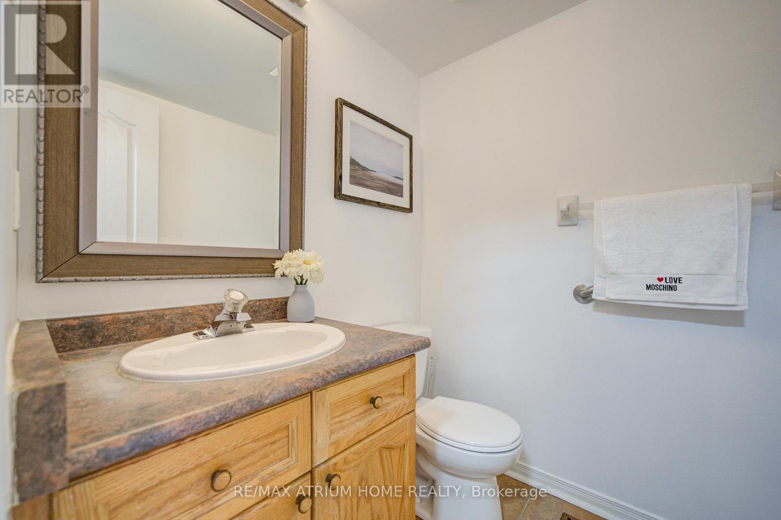 59 Hollybush Drive, Vaughan, ON - Indoor Photo Showing Bathroom