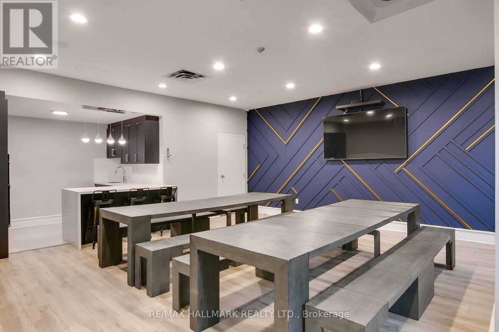 1103 - 21 Overlea Boulevard, Toronto, ON - Indoor Photo Showing Dining Room