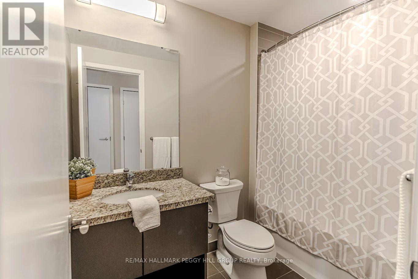 217 - 40 Horseshoe Boulevard, Oro-Medonte, ON - Indoor Photo Showing Bathroom
