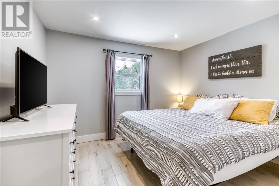 411 Ester Street, Sudbury, ON - Indoor Photo Showing Bedroom