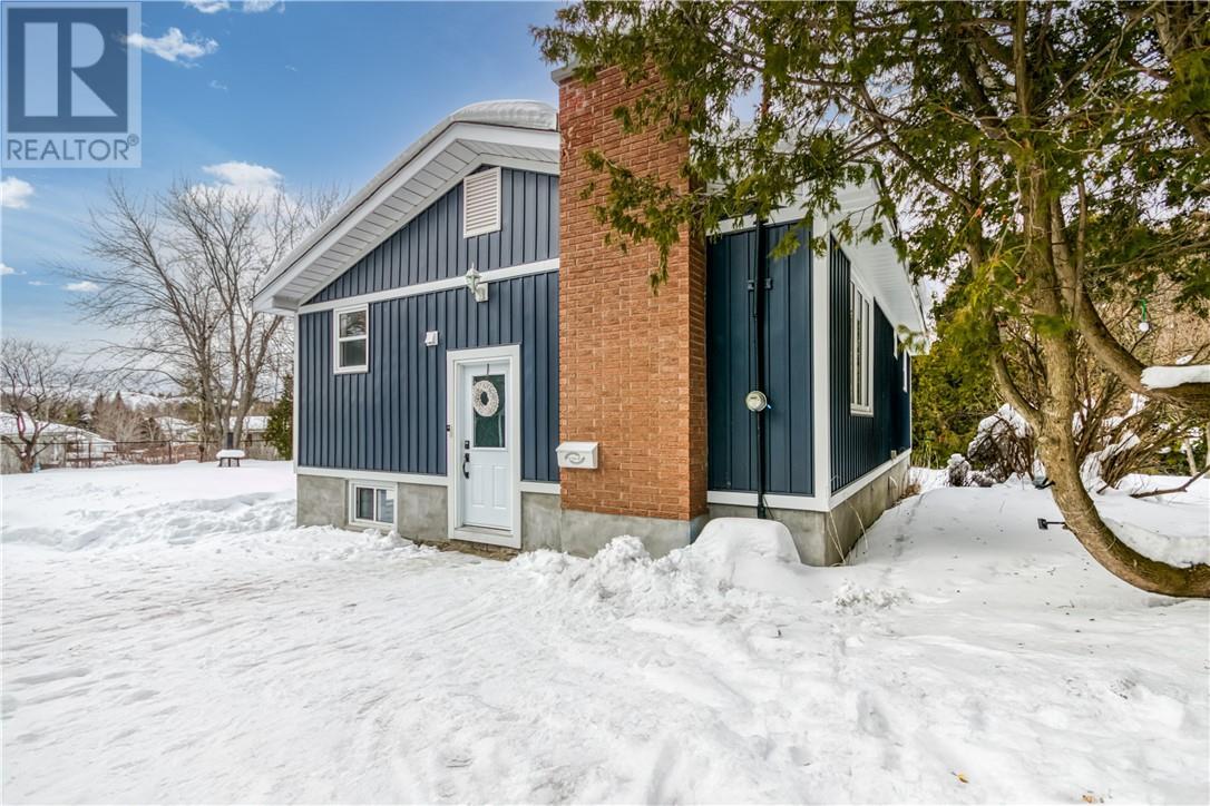 411 Ester Street, Sudbury, ON - Outdoor