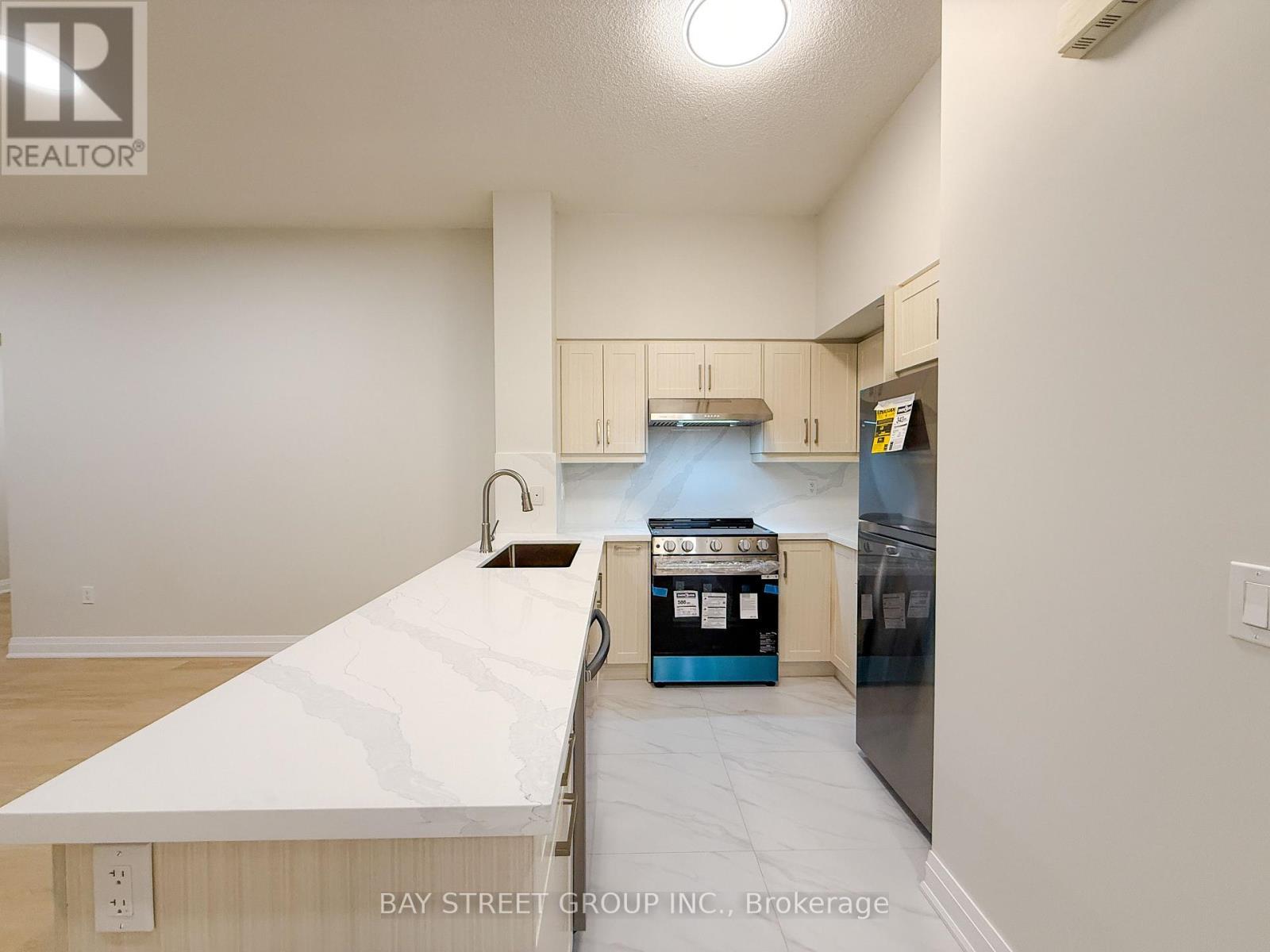 218 - 1038 Mcnicoll Avenue, Toronto, ON - Indoor Photo Showing Kitchen