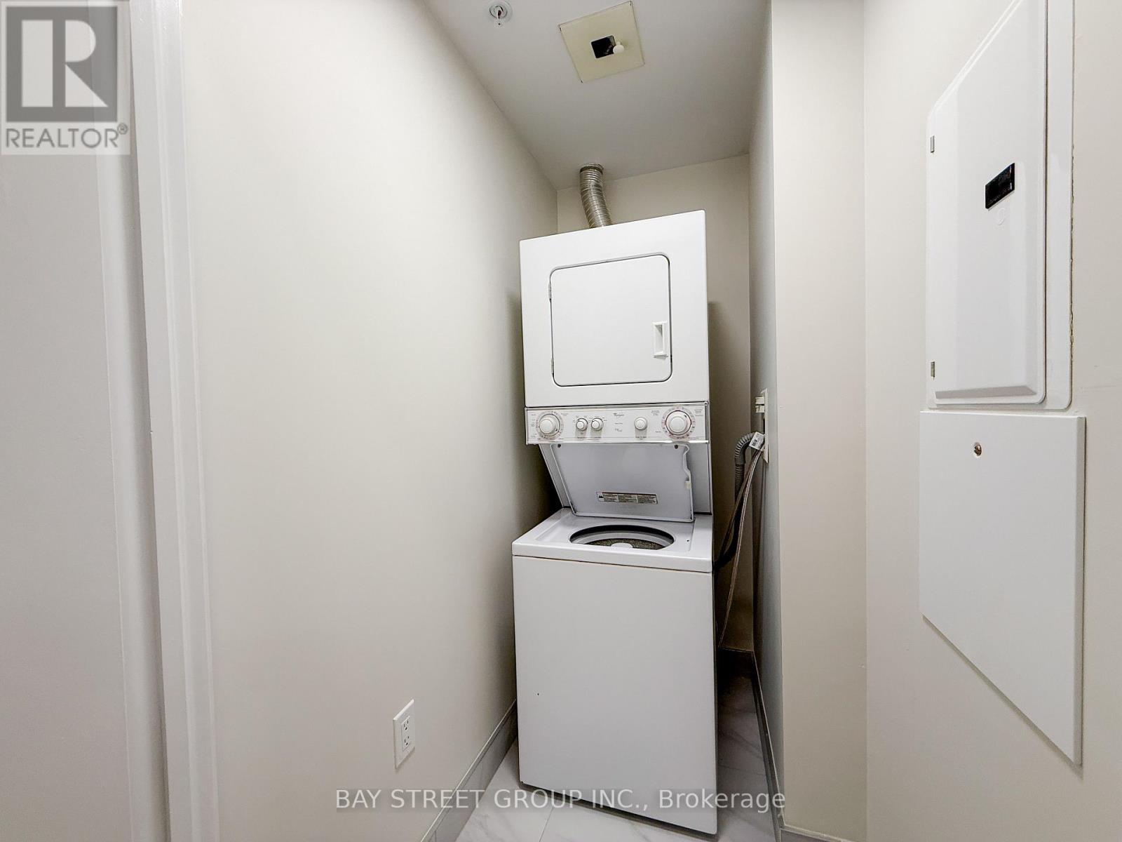 218 - 1038 Mcnicoll Avenue, Toronto, ON - Indoor Photo Showing Laundry Room
