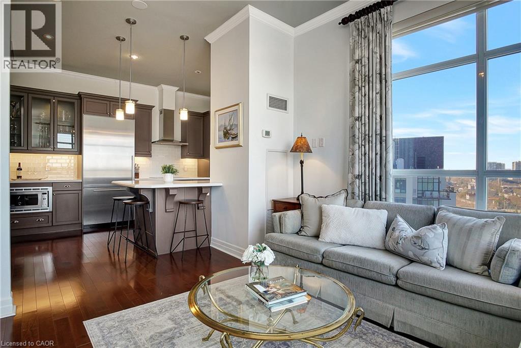 170 Water Street N Unit# Uph4, Cambridge, ON - Indoor Photo Showing Living Room