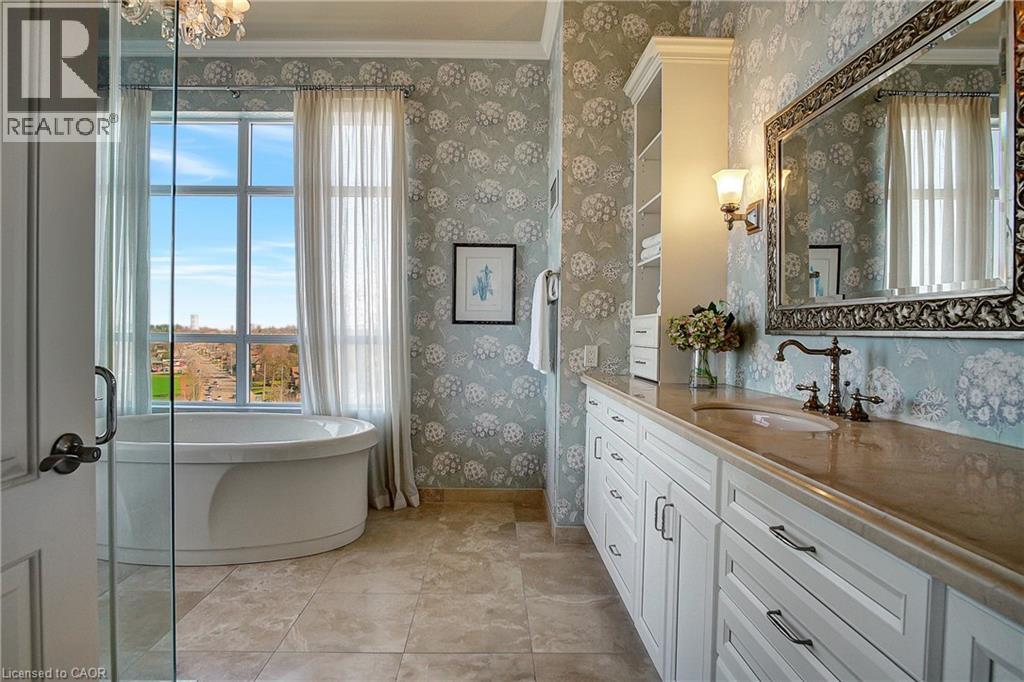 170 Water Street N Unit# Uph4, Cambridge, ON - Indoor Photo Showing Bathroom