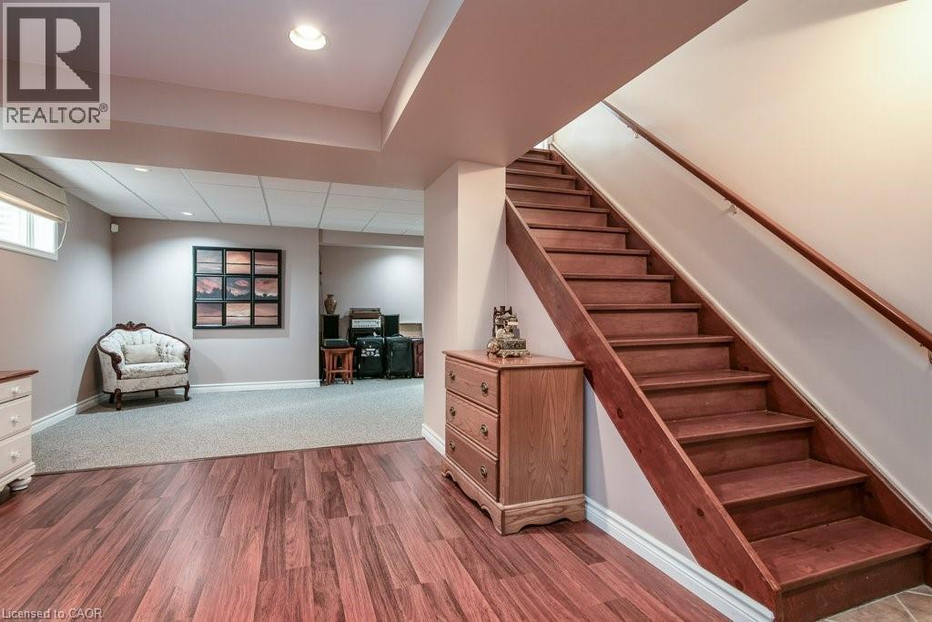 110 Deer Ridge Drive, Kitchener, ON - Indoor Photo Showing Other Room