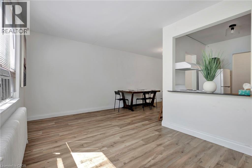 37 Mericourt Road Unit# 304, Hamilton, ON - Indoor Photo Showing Other Room