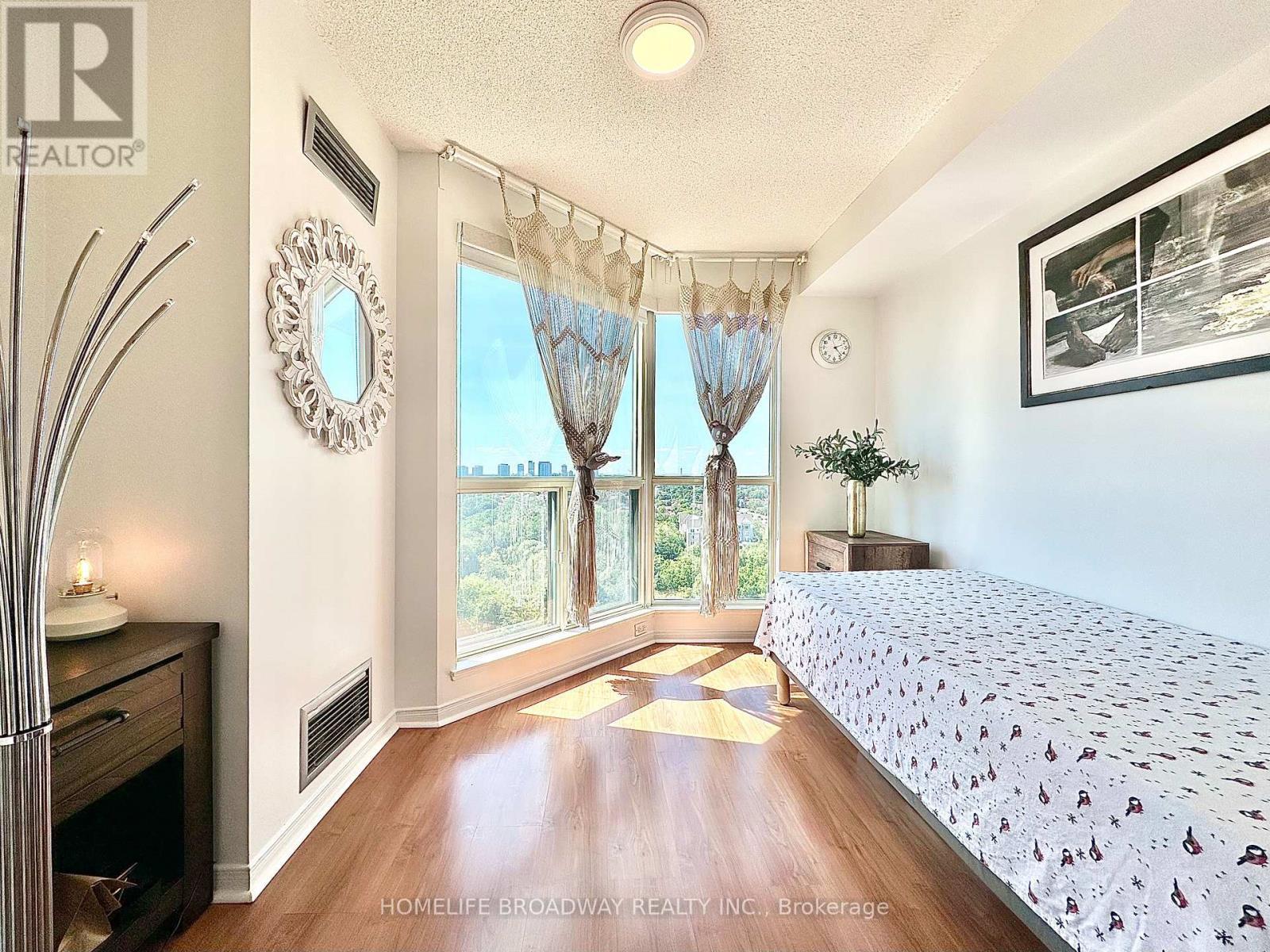 2nd Bedroom with lots of natural light - 1709 - 2155 Burnhamthorpe Road W, Mississauga, ON - Indoor Photo Showing Bedroom