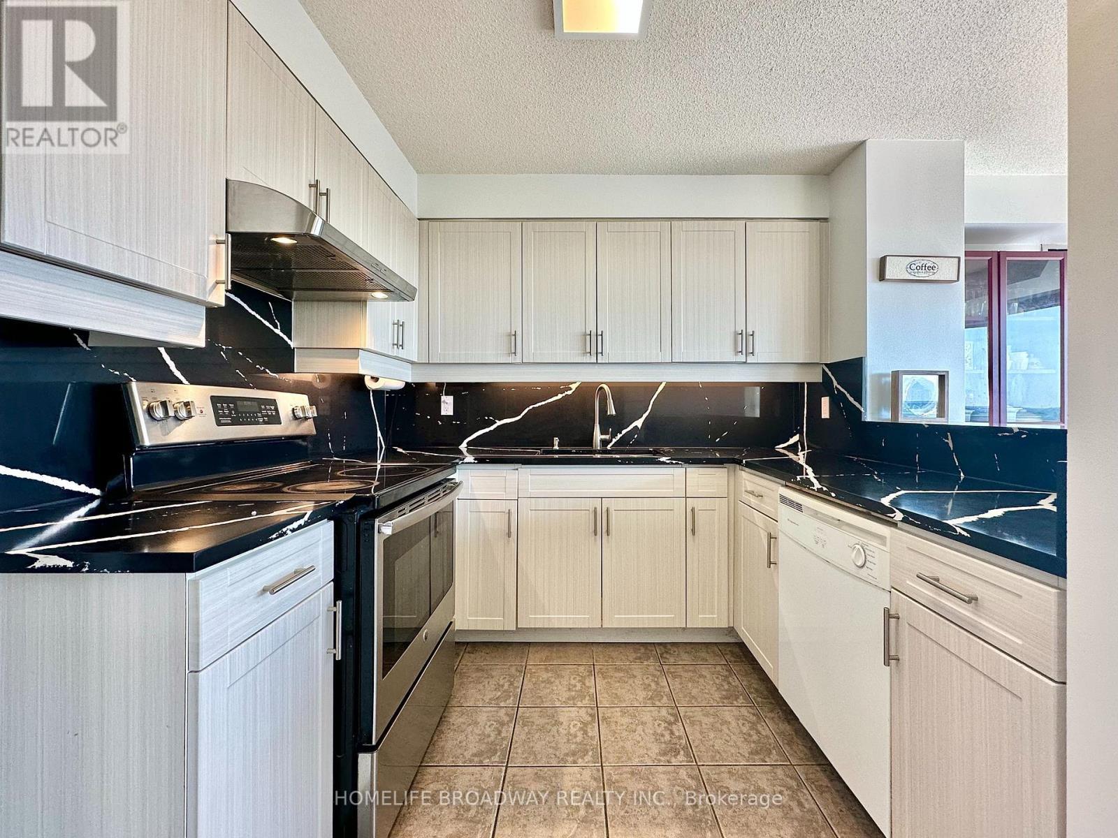 Custom Kitchen Countertops - 1709 - 2155 Burnhamthorpe Road W, Mississauga, ON - Indoor Photo Showing Kitchen With Double Sink