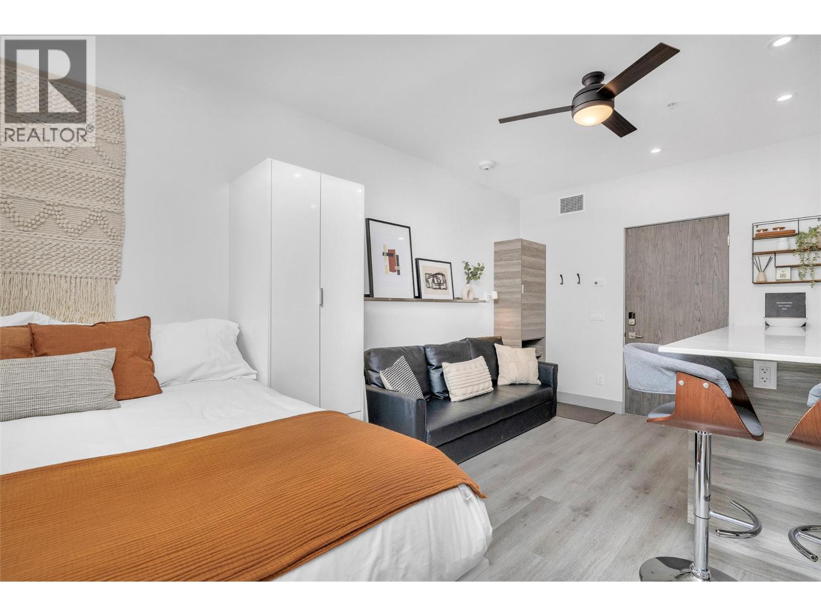 2555 Lakeshore Road Unit# 211, Vernon, BC - Indoor