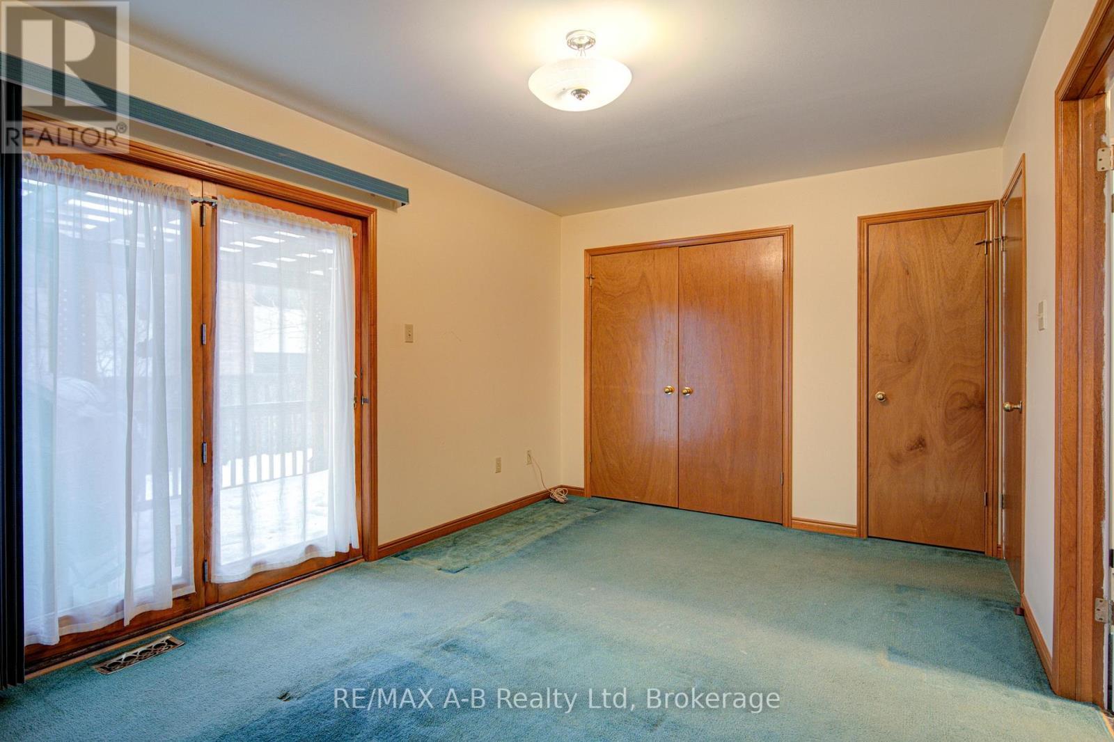 493 Hibernia Street, Stratford, ON - Indoor Photo Showing Other Room