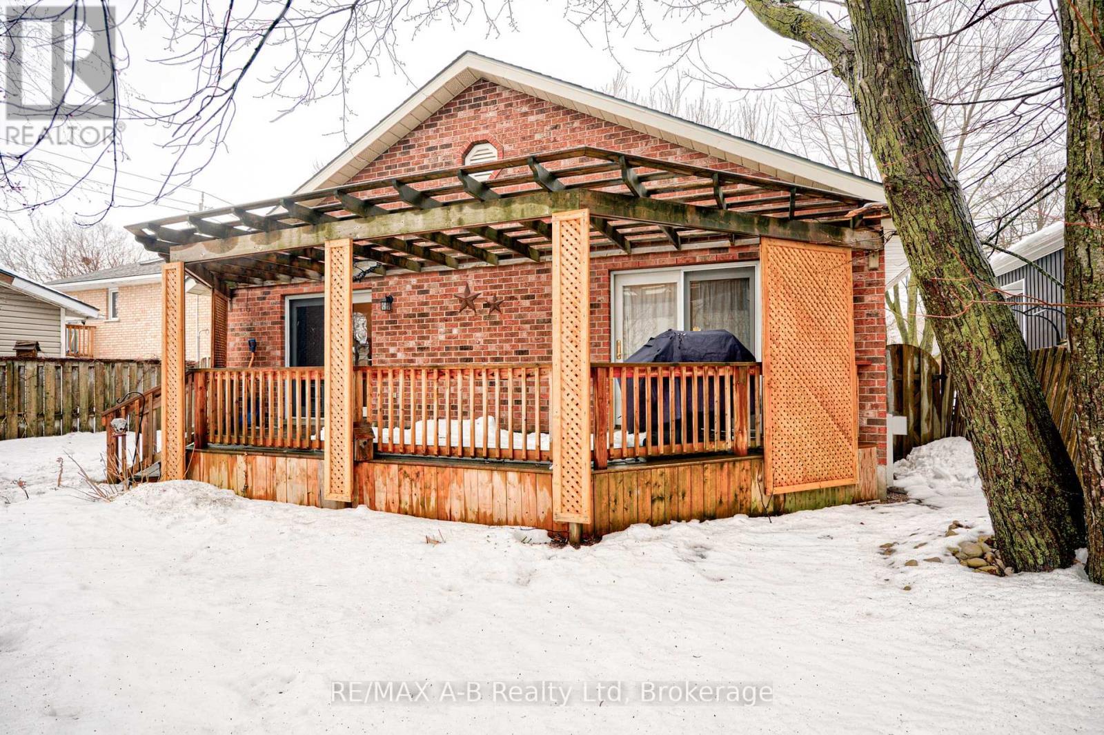 493 Hibernia Street, Stratford, ON - Outdoor With Deck Patio Veranda
