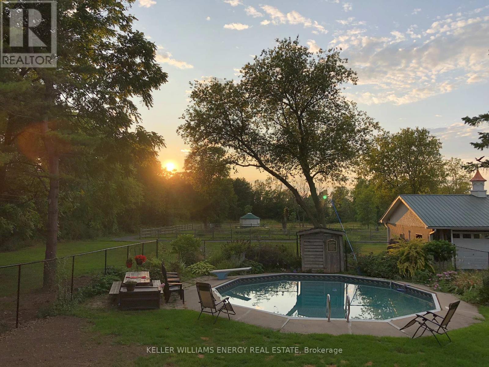 Inground heated pool - 339 Elmbrook Road, Prince Edward County (Sophiasburg Ward), ON - Outdoor