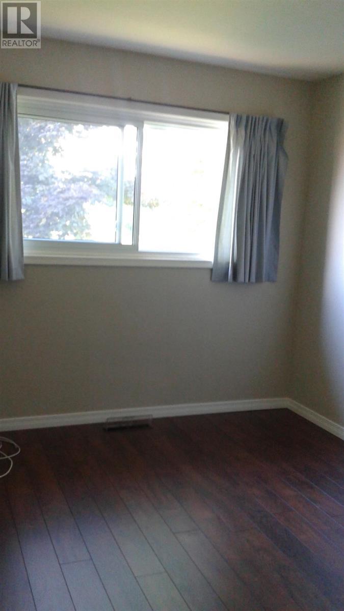 70 Kent Ave, Sault Ste. Marie, ON - Indoor Photo Showing Other Room