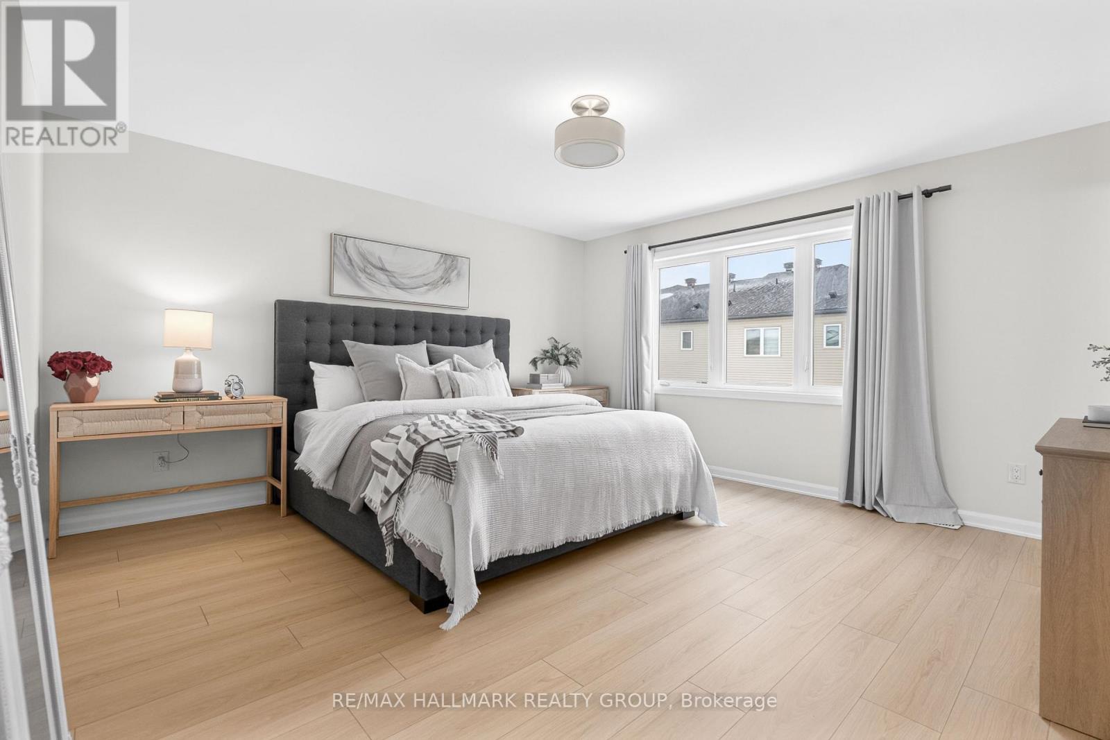120 Lynn Coulter Street, Ottawa, ON - Indoor Photo Showing Bedroom