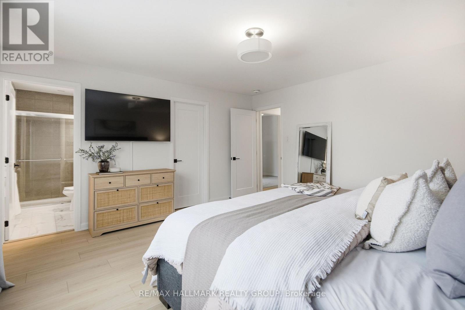 120 Lynn Coulter Street, Ottawa, ON - Indoor Photo Showing Bedroom