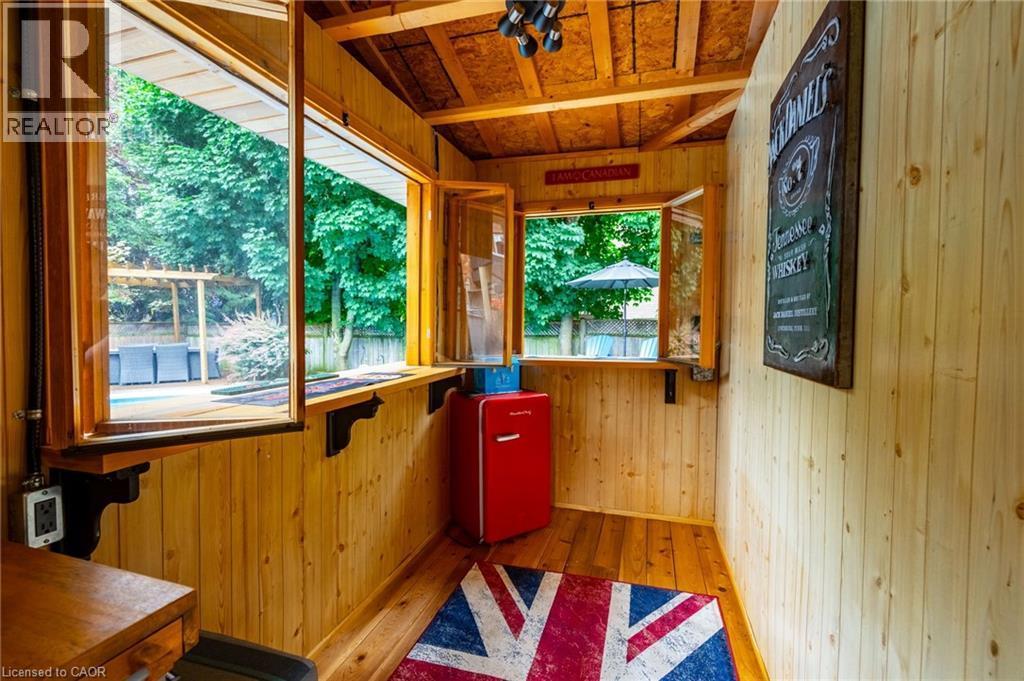 7 Volterra Court, Waterdown, ON - Indoor