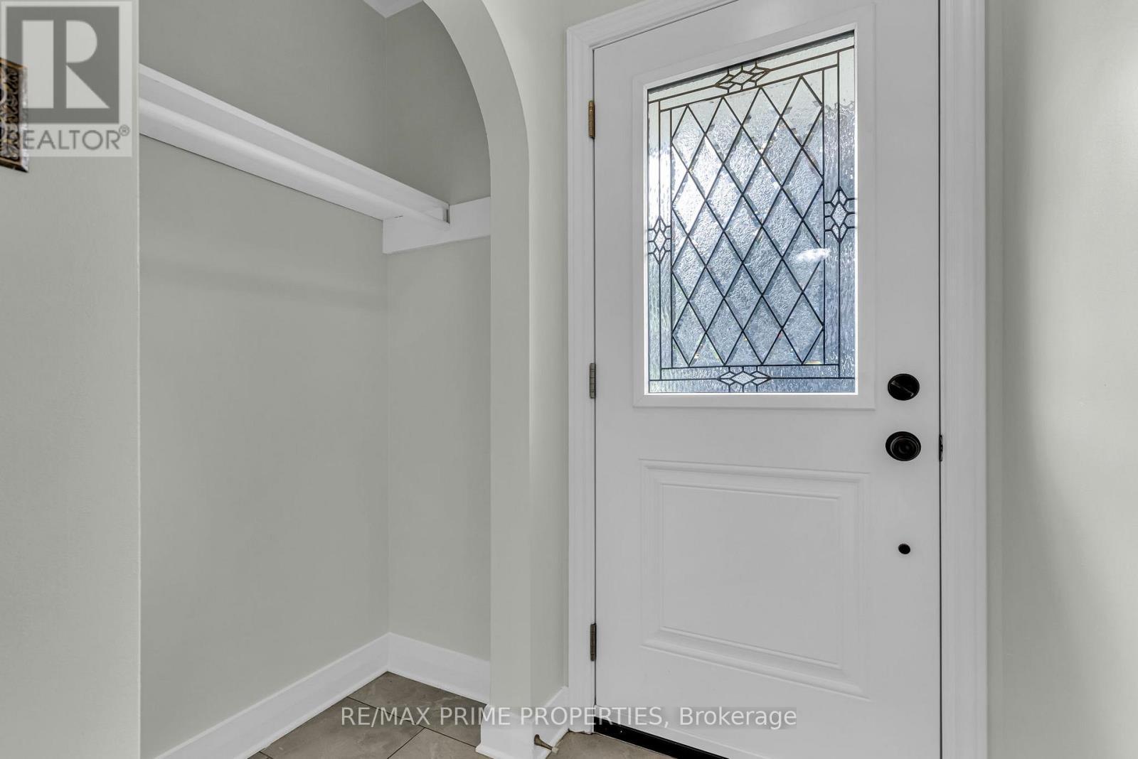 332 Acton Street, Ottawa, ON - Indoor Photo Showing Other Room