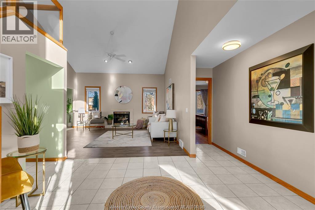 2376 Dandurand Avenue, Windsor, ON - Indoor