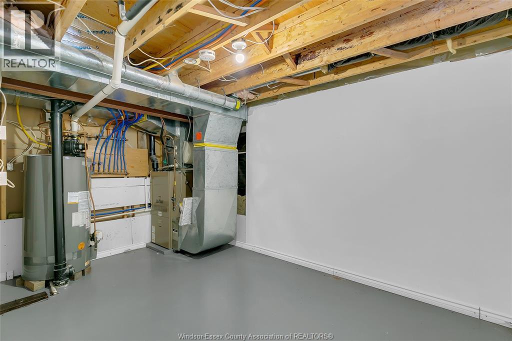 2376 Dandurand Avenue, Windsor, ON - Indoor Photo Showing Basement
