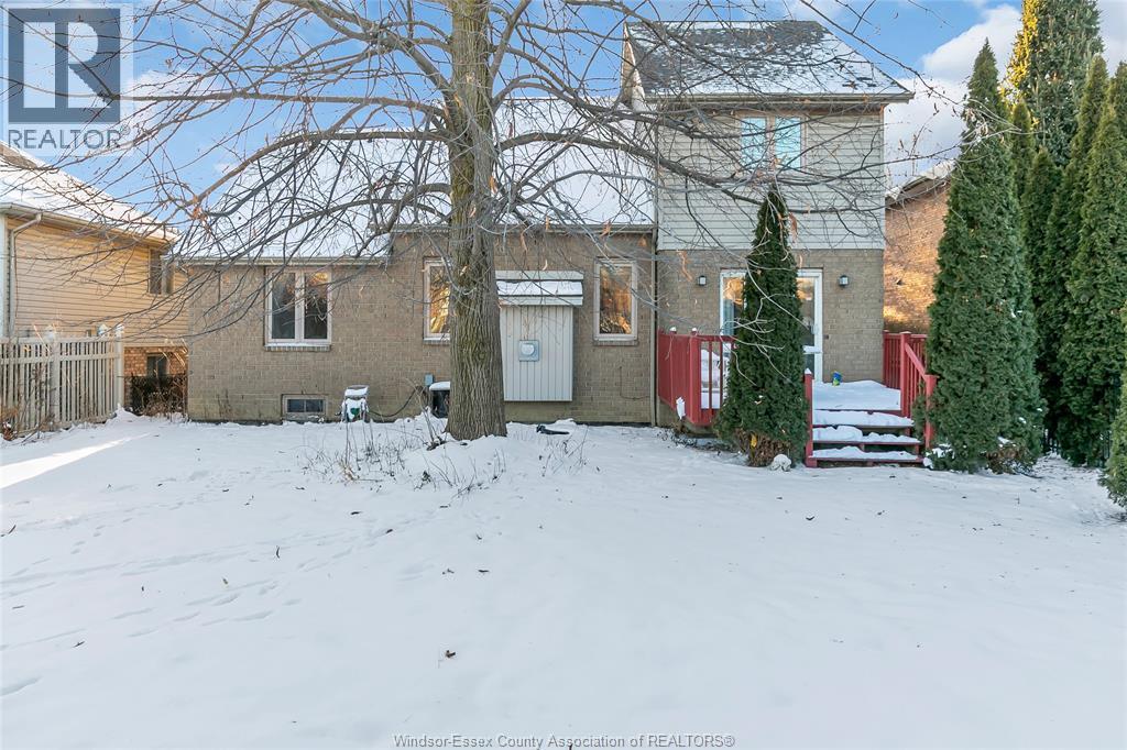 2376 Dandurand Avenue, Windsor, ON - Outdoor