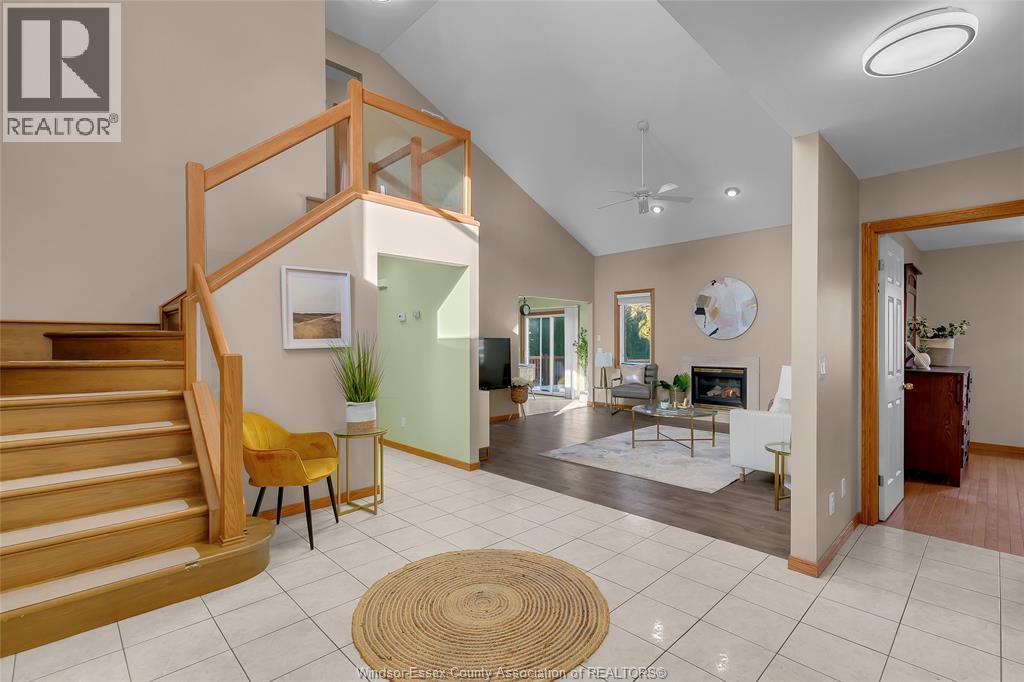 2376 Dandurand Avenue, Windsor, ON - Indoor Photo Showing Other Room