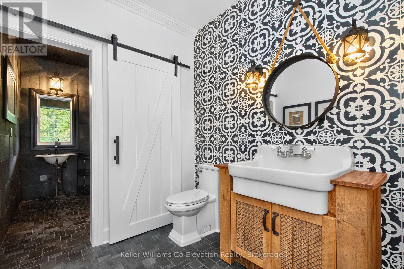 1076 Beaver Lane, Springwater, ON - Indoor