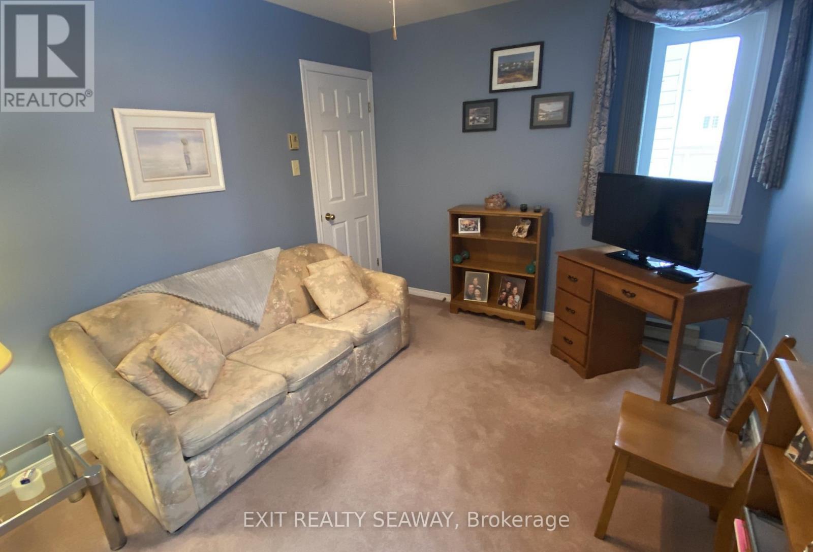 3rd Bedroom (used as TV room) - 1638 Blakely Drive, Cornwall, ON - Indoor