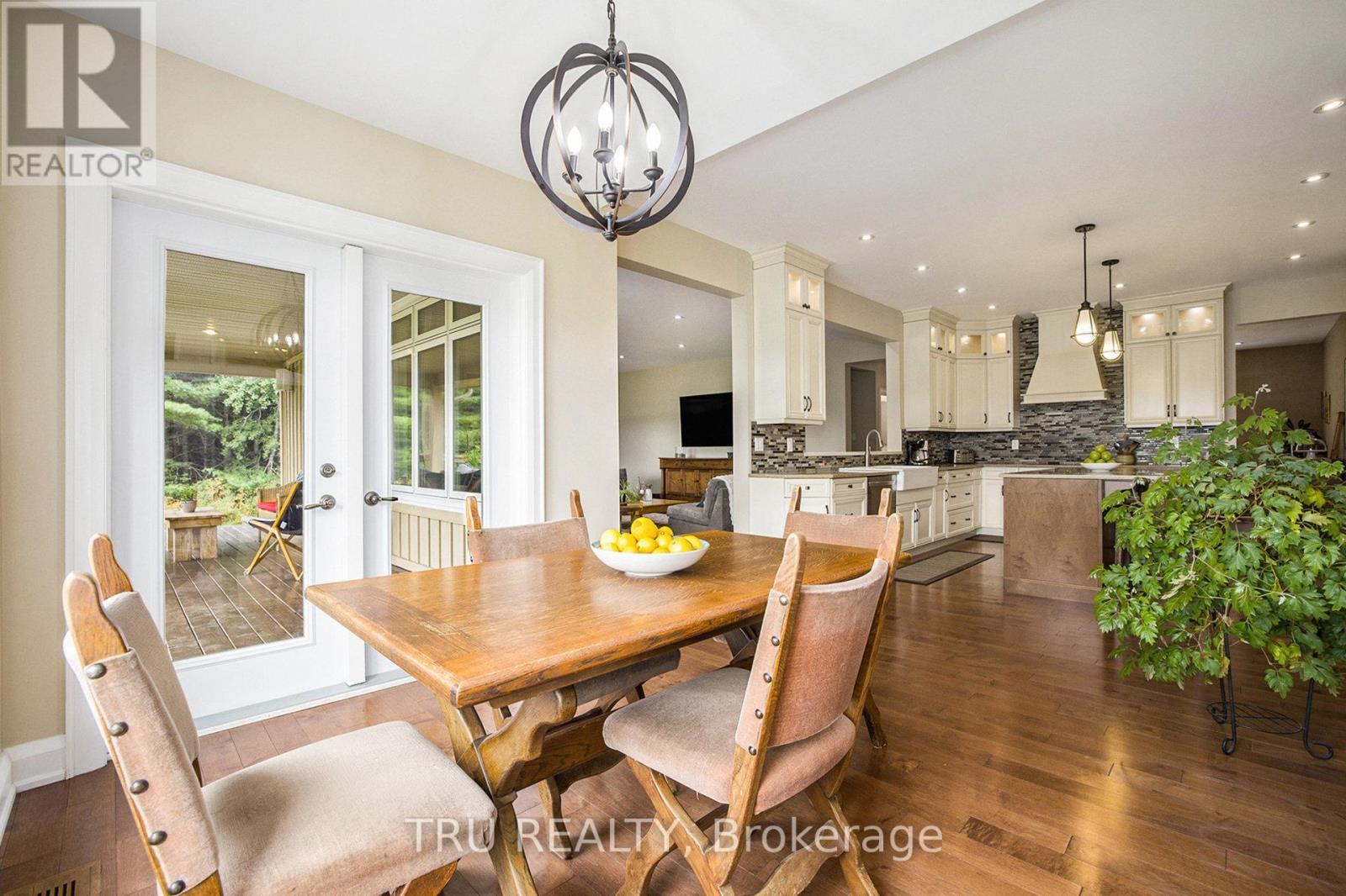 Eat-In Kitchen - 2465 Marchurst Road, Ottawa, ON - Indoor Photo Showing Dining Room