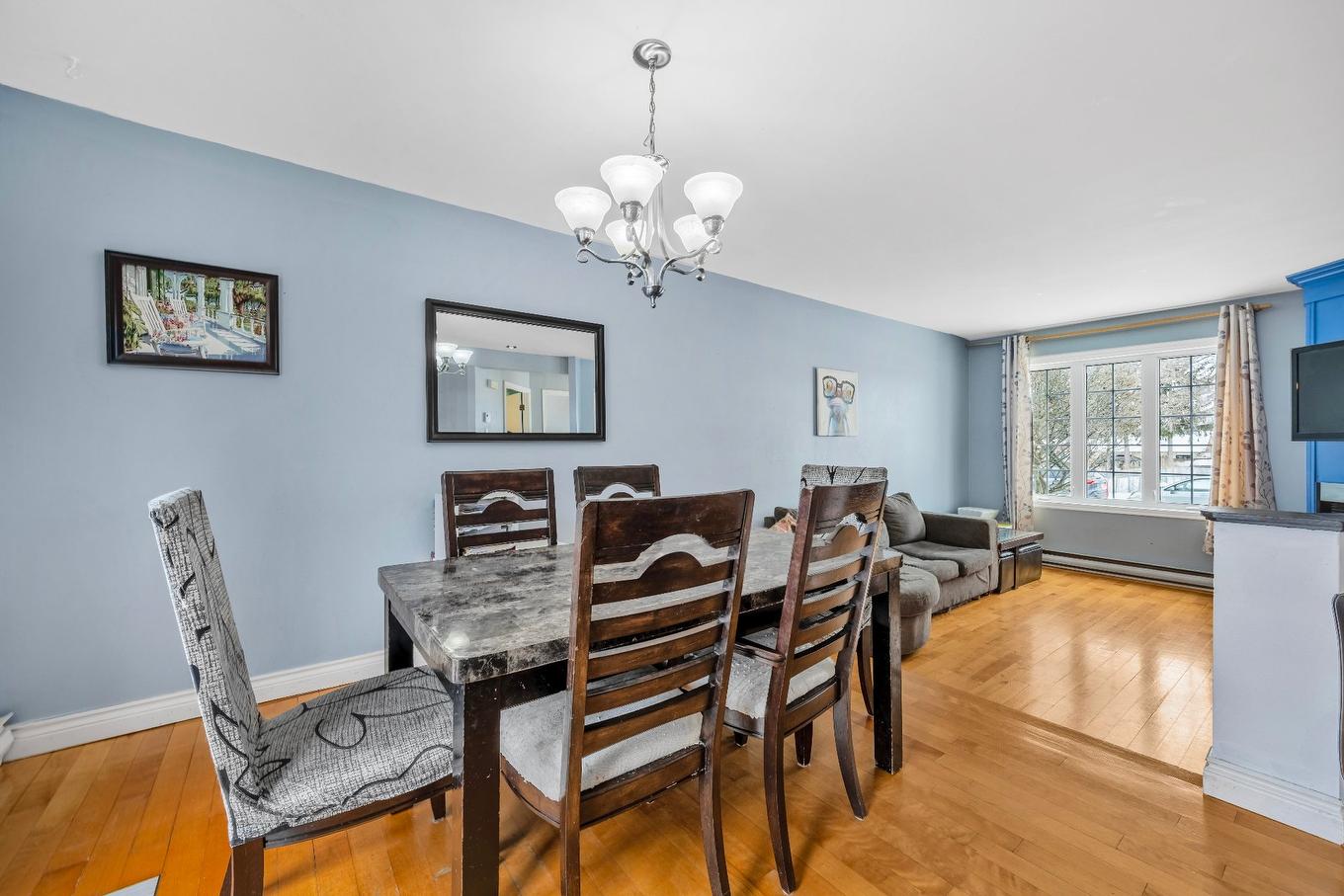 Dining room - 1033 15E Avenue, Laval (Fabreville), QC - Indoor Photo Showing Dining Room