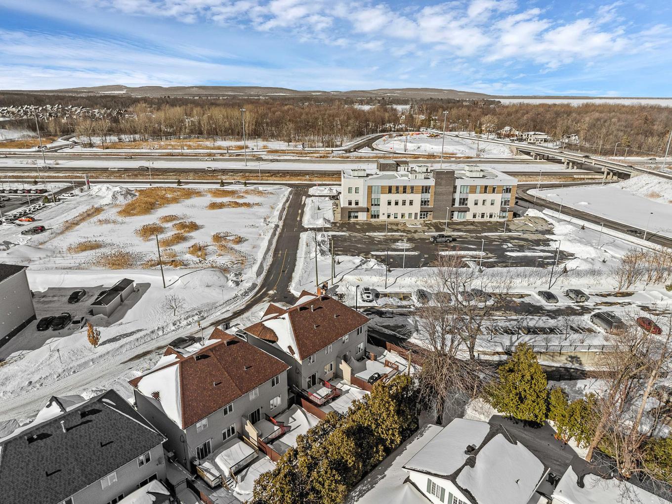 Photo aérienne - 2070 Rue Des Sarcelles, Vaudreuil-Dorion, QC - Outdoor With View